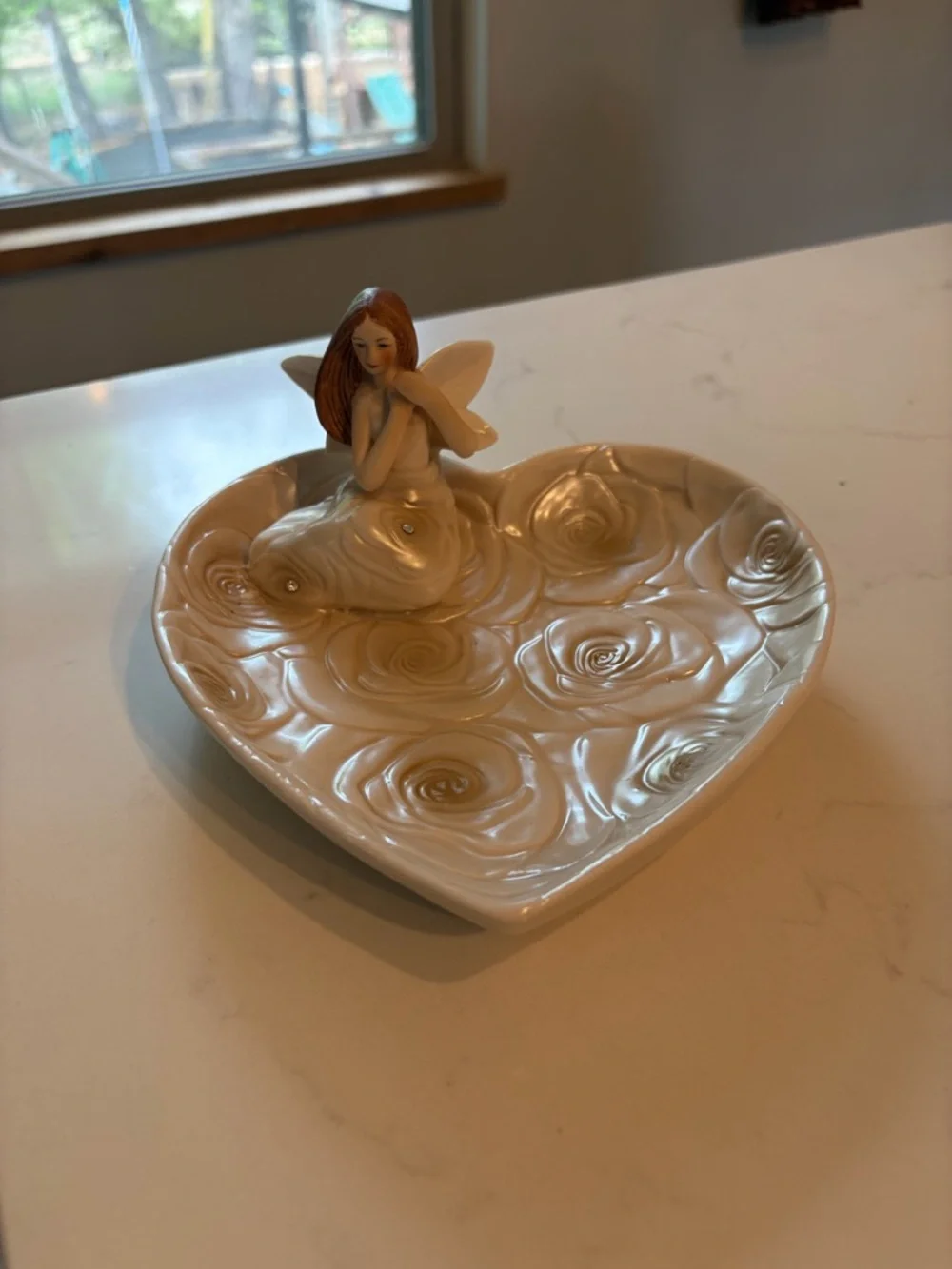 Rose Angel Porcelain Heart Dish in Pearl White